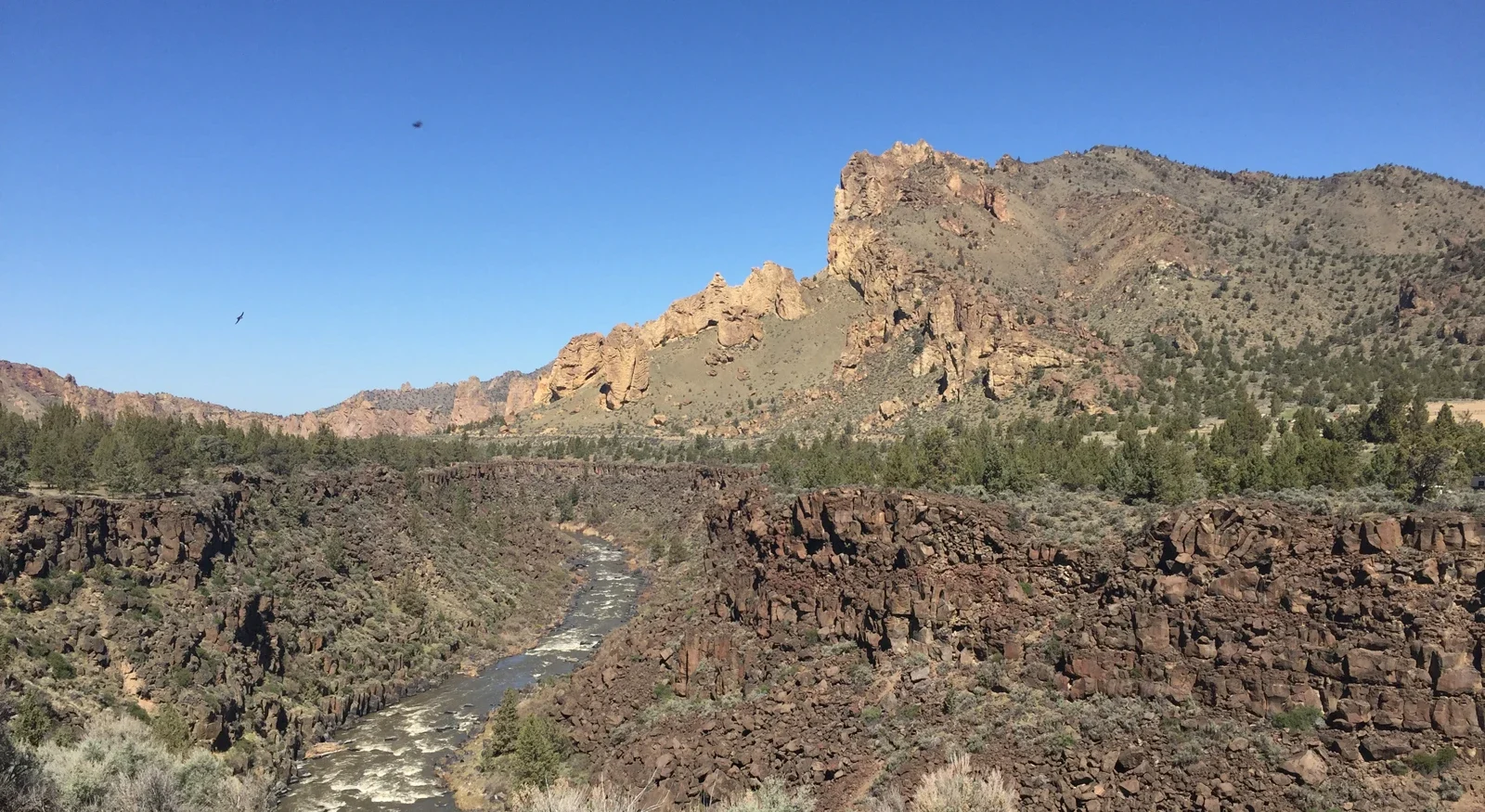 Middle Deschutes kanyonunun 2016 arşiv görünümü