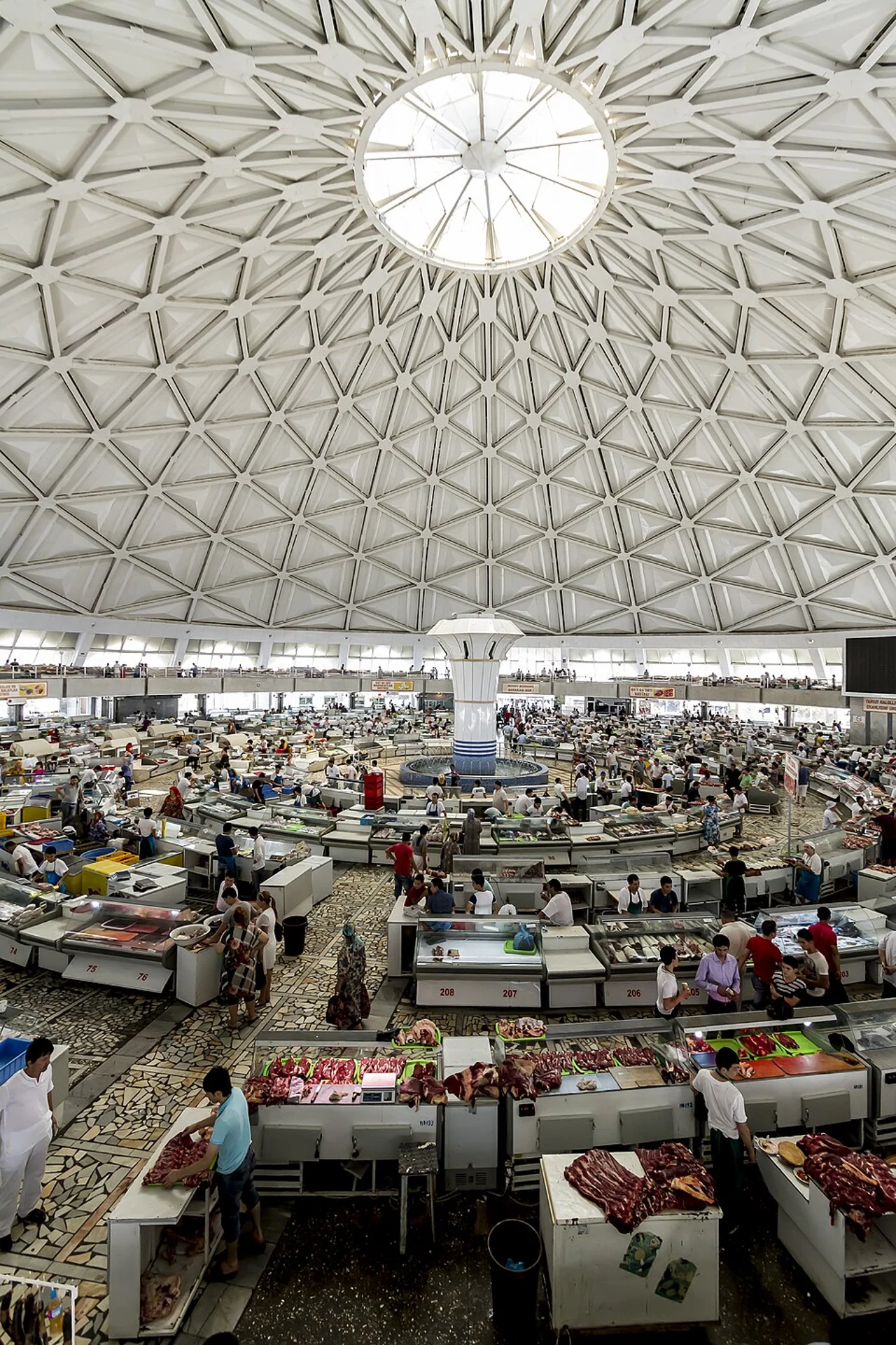 Interior of Tashkent Chorsu market, 9 July 2016; current stalls may differ