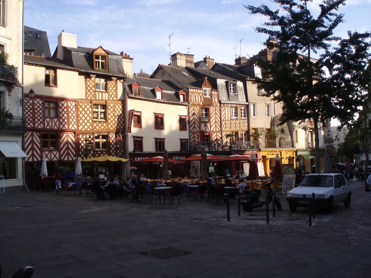 Timber-framed houses around Place Rallier du Baty in Rennes, September 2007