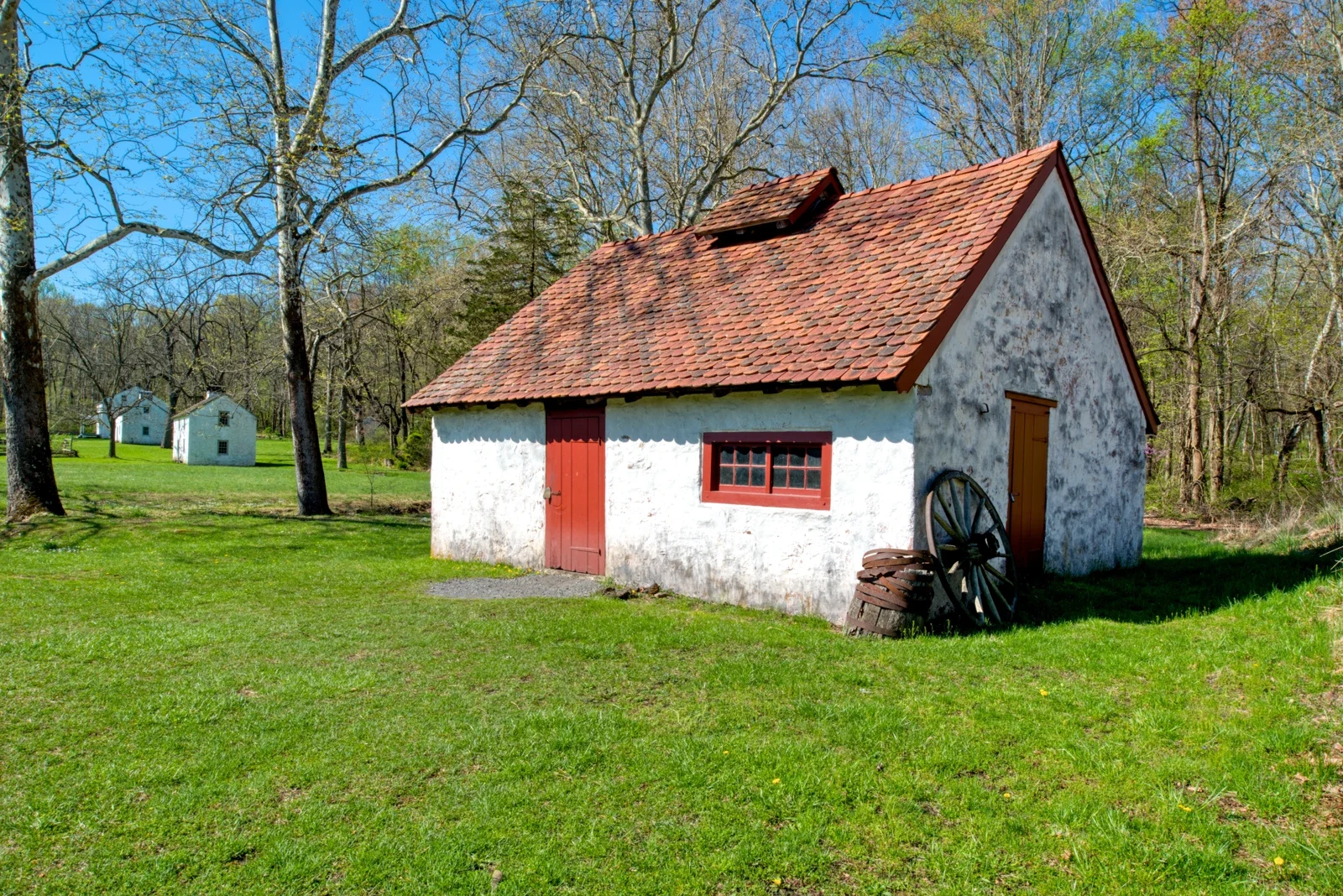 Hopewell Furnace demirci atölyesi ve kiremit çatı