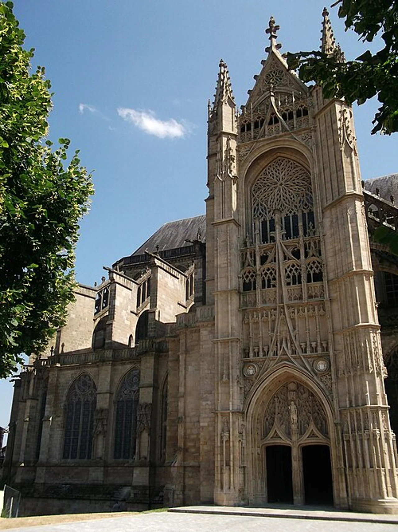 Saint-Étienne cathedral exterior façade, 25 July 2013.