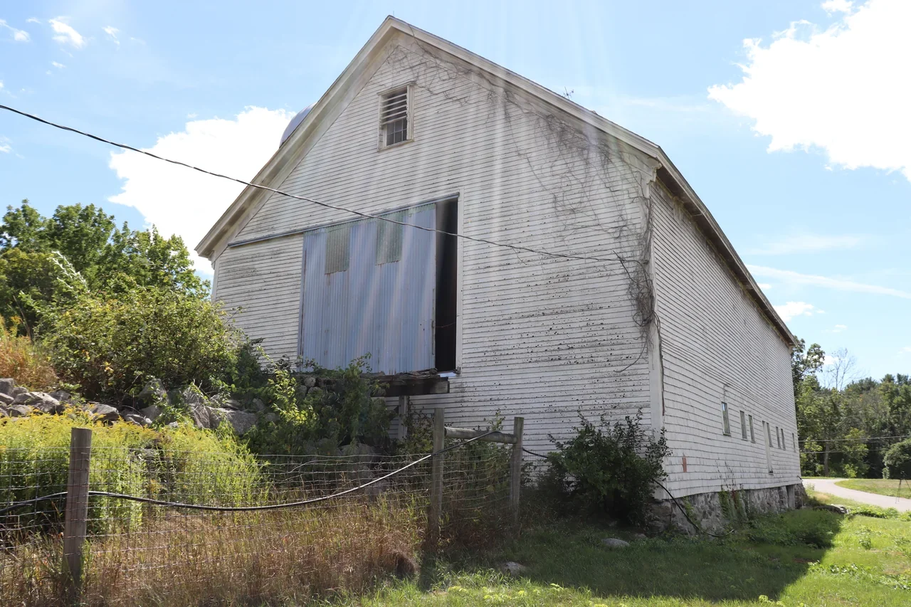 Exterior of Carty Barn in Minute Man park, NPS archive