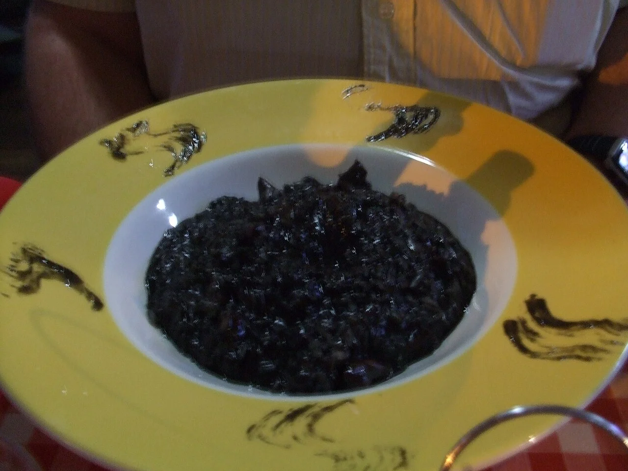 Black-risotto food example at Pizzeria Desetka, August 2014; a Dubrovnik business location is not verified.