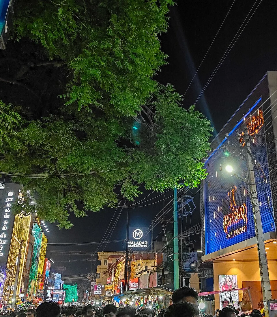 Sekkalai Road in Karaikudi
