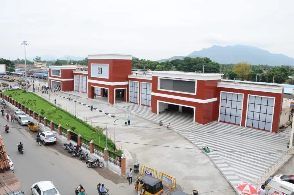 Entrance of Salem Junction railway station