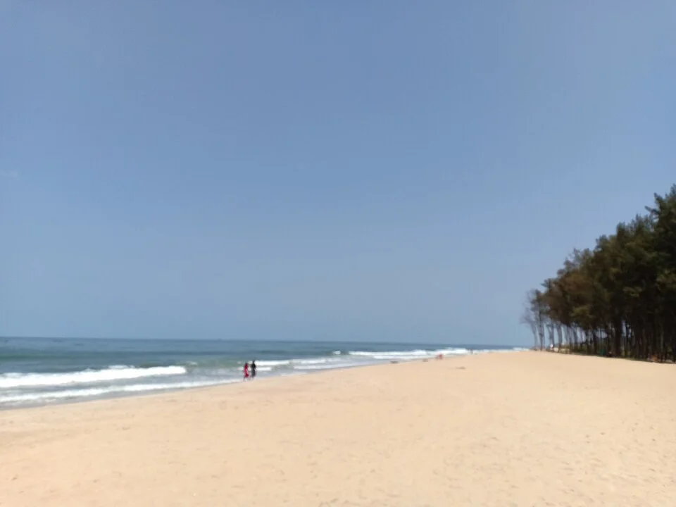 Mangaluru Tannirbhavi sahili