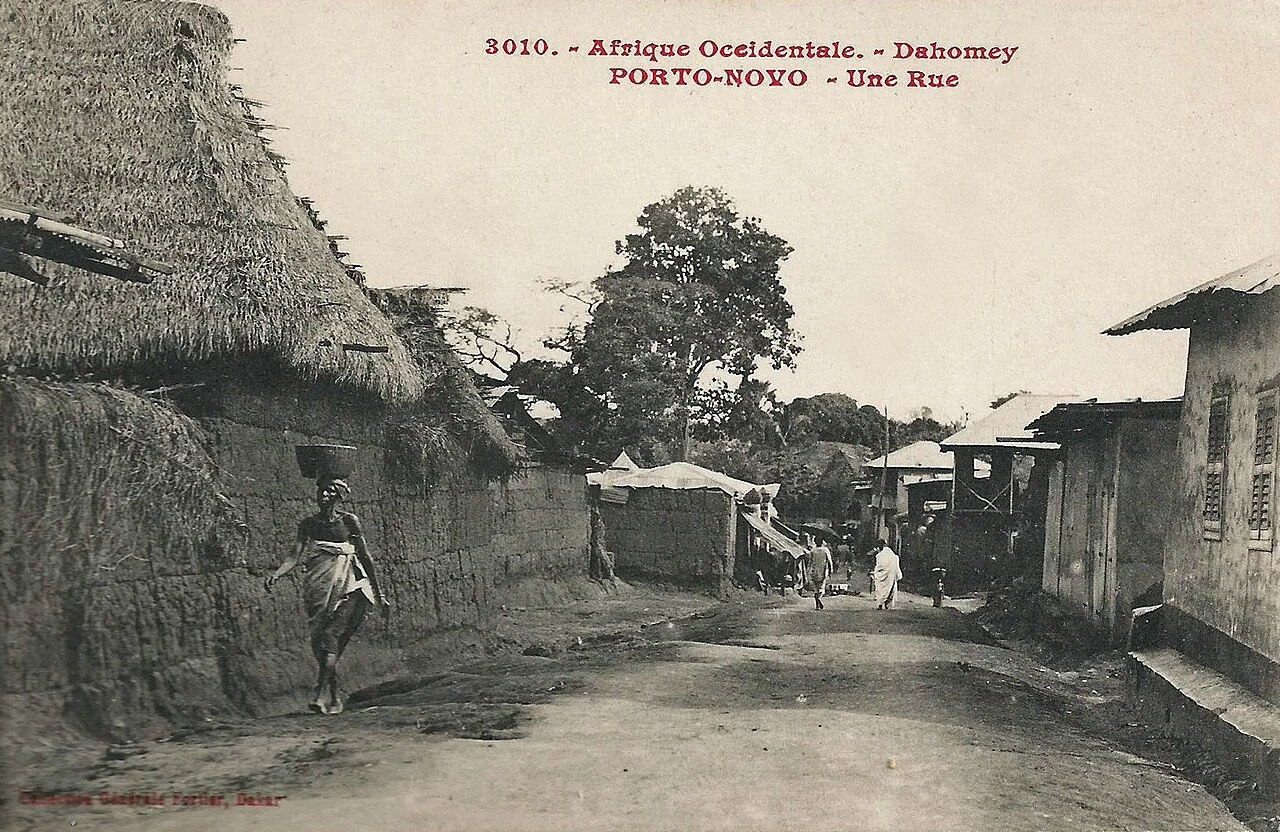 Historical street view in Porto-Novo; François-Edmond Fortier, 1908; not a contemporary view
