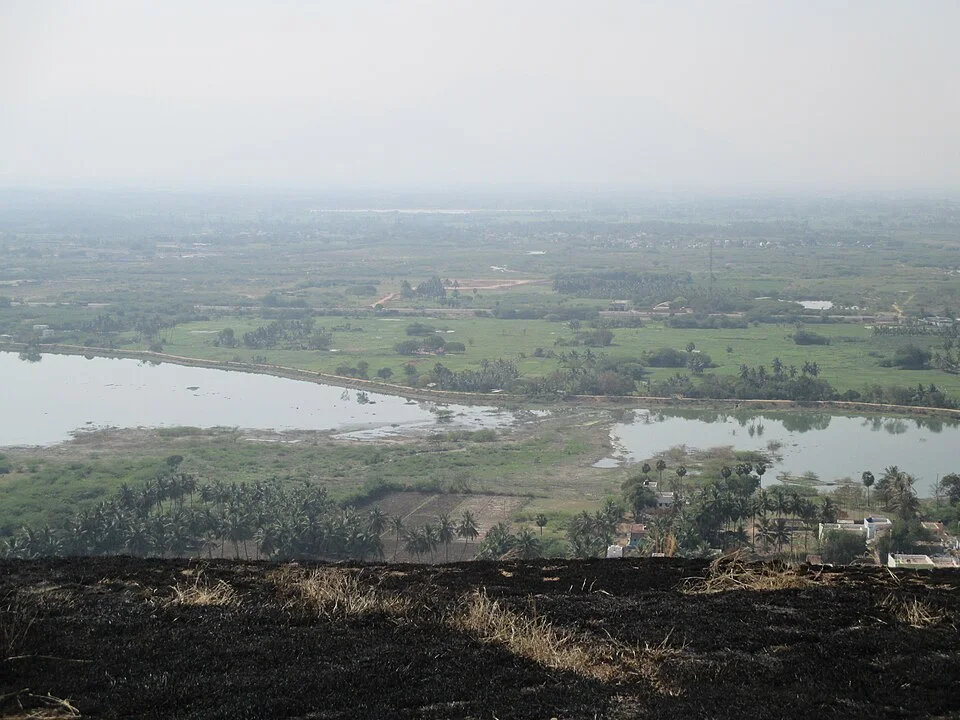 Settlement and water-area view from Dindigul Fort