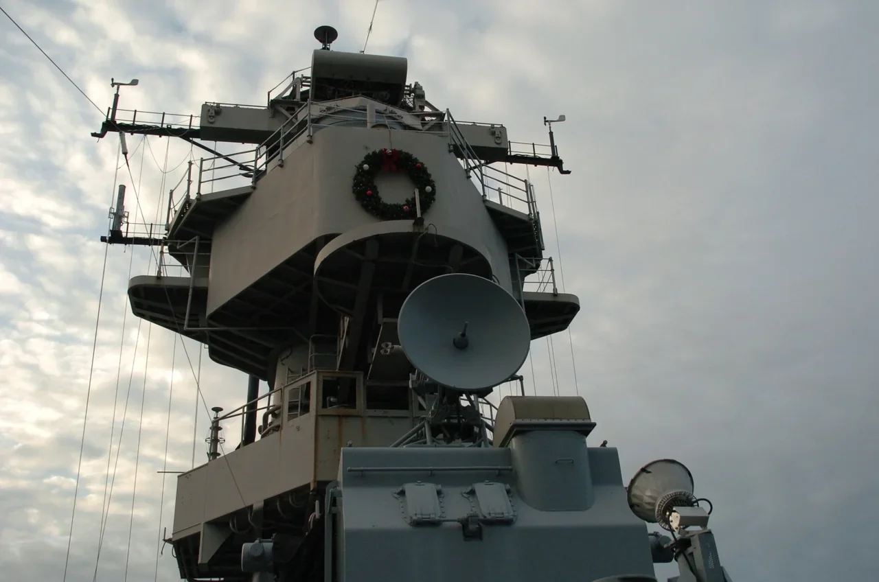 Wisconsin superstructure and equipment, 30 November 2018 archive