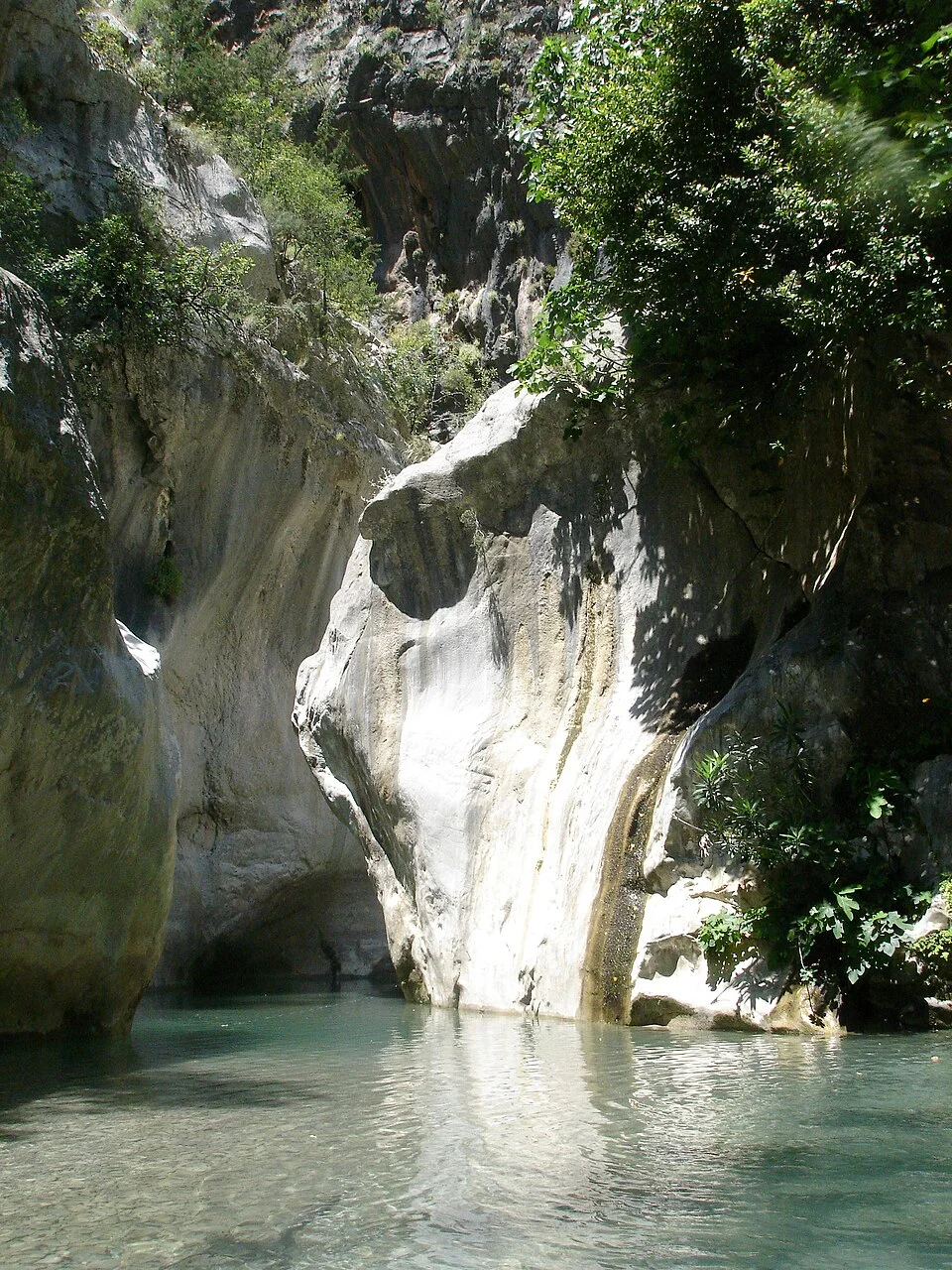 Köprülü Kanyon kayalıkları ve su; Mayıs 2007 arşivi.