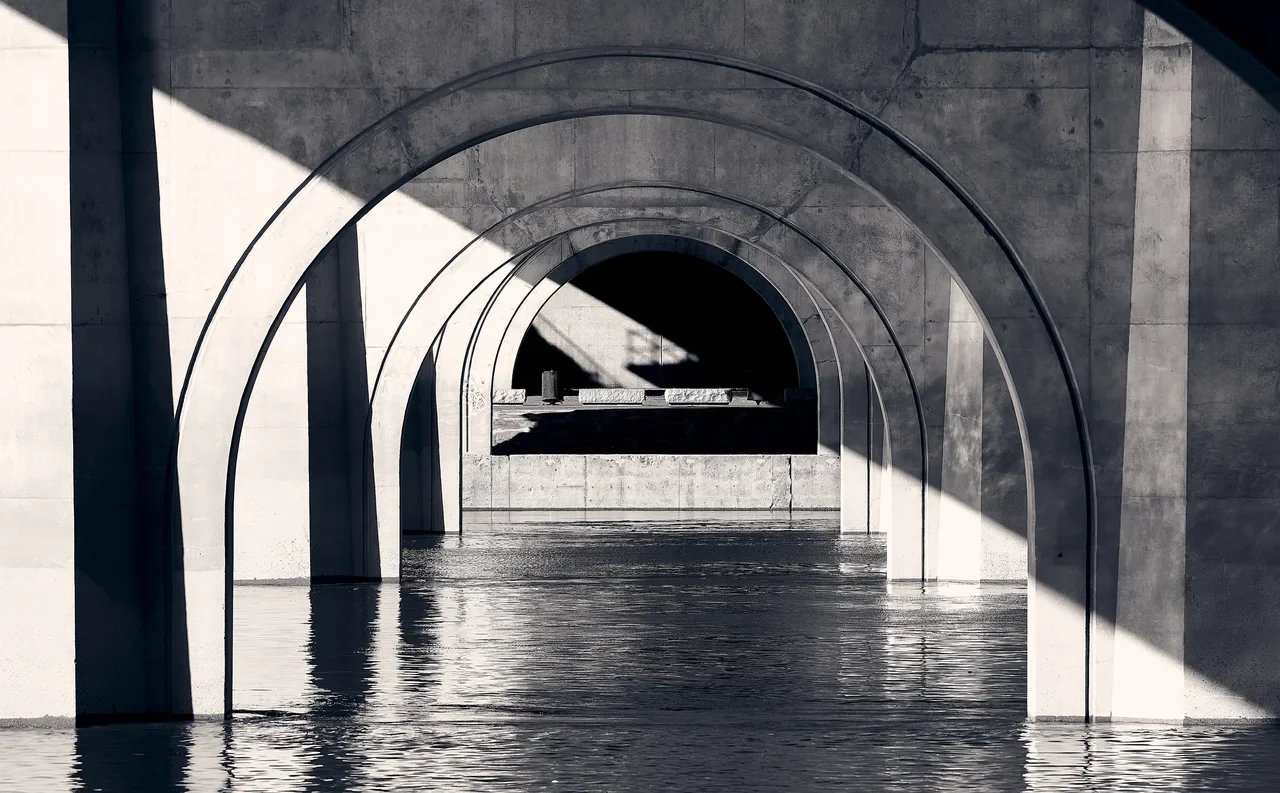 Founders Bridge piers from the Connecticut River bank, archive