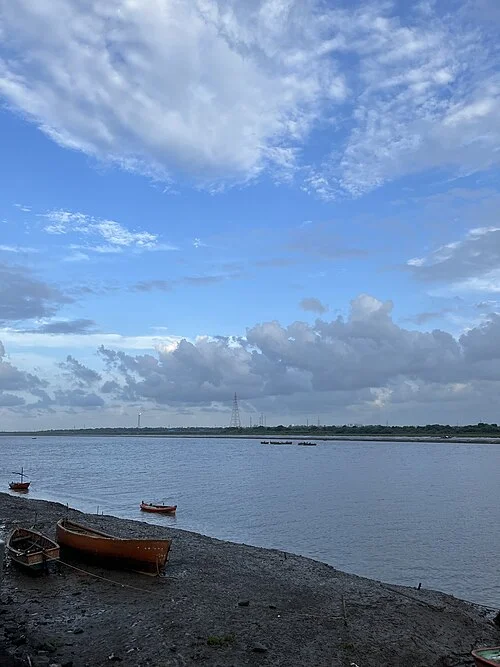 Bank of the Tapi River in Surat, Gujarat