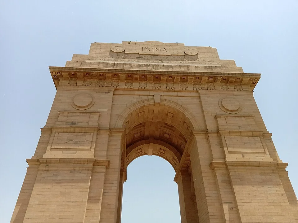 India Gate arch and surroundings, New Delhi
