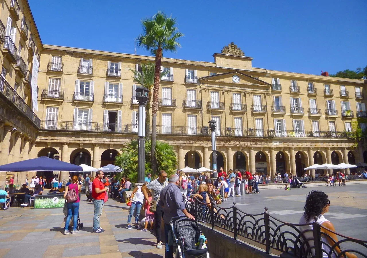 Bilbao Plaza Nueva meydanı