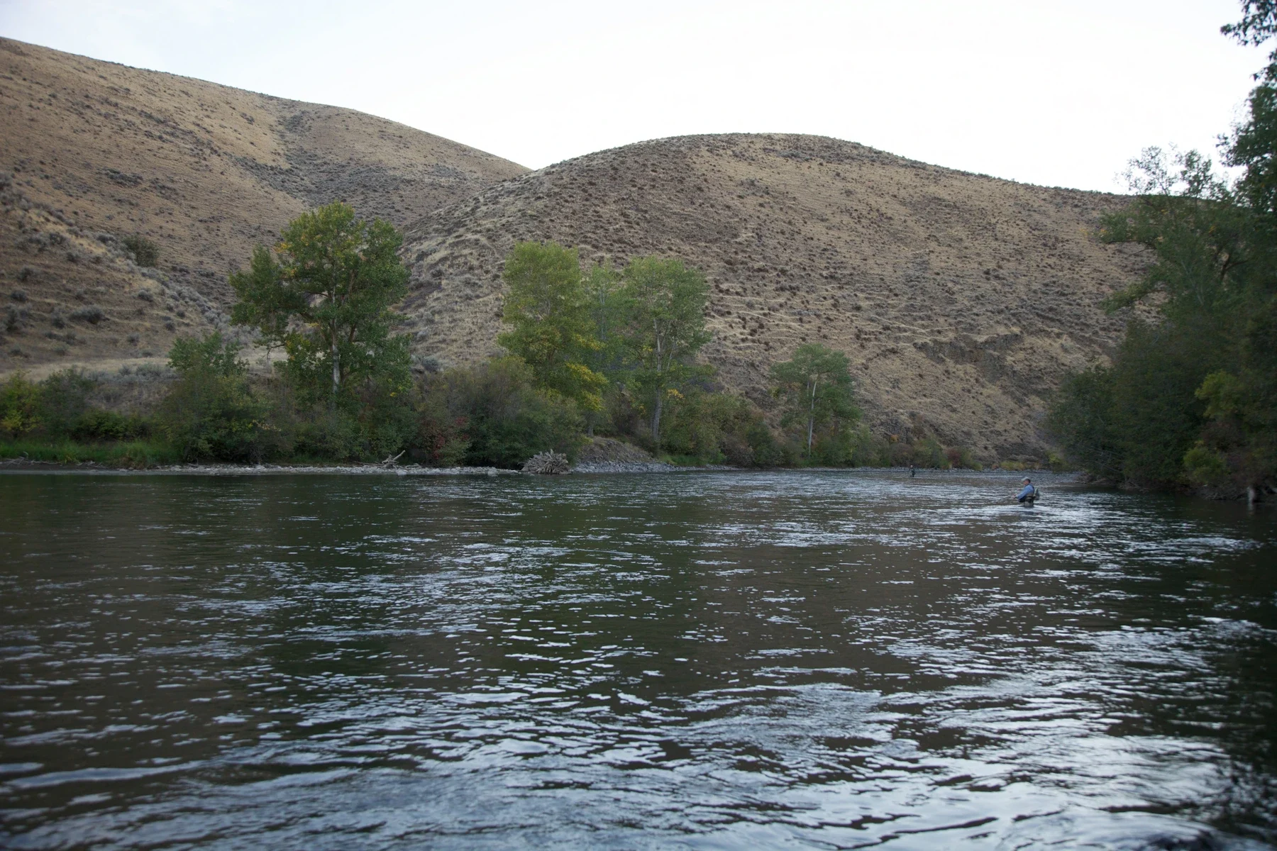 Archive anglers on the Yakima River; exact location unverified