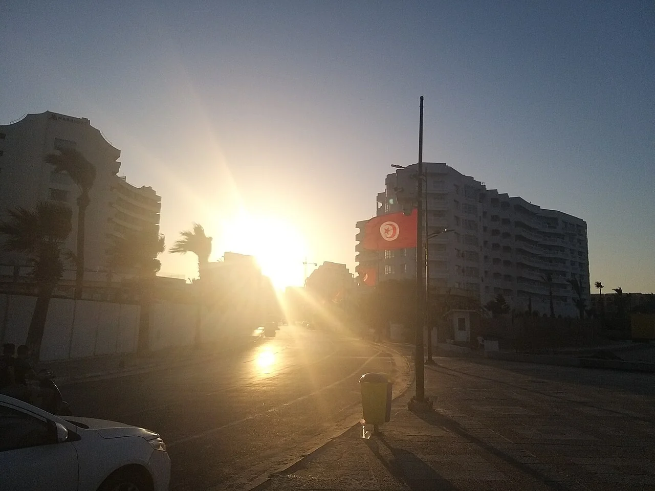 An urban street around Boujaafar, 27 September 2023; not a guarantee of present traffic arrangements.