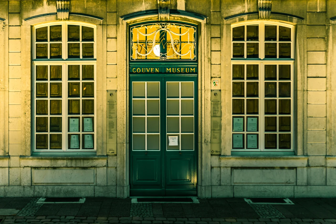 The signed entrance to Aachen’s Couven Museum