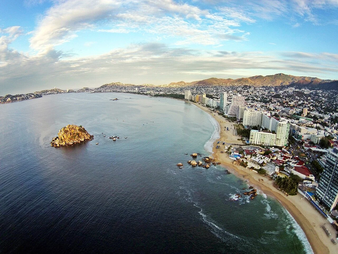 Acapulco Guerrero La Condesa plajı, Mart 2014