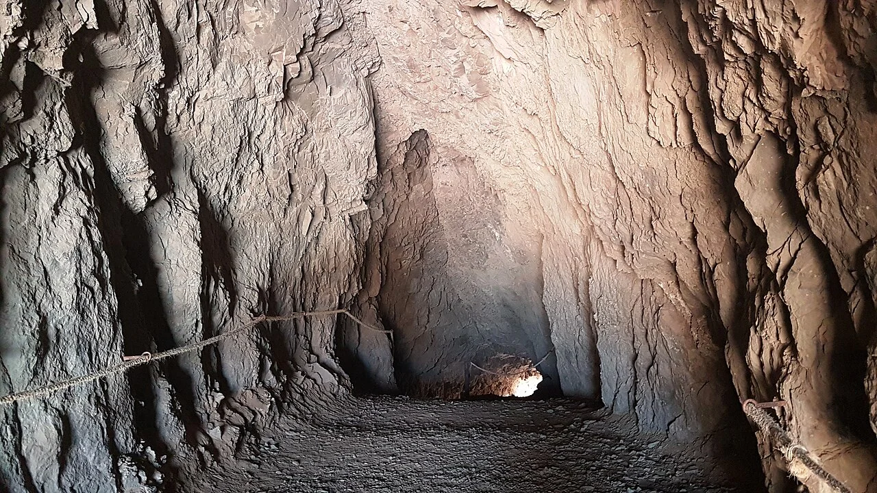 Arica Anzota’daki ilk mağaranın iç mekânı, 2016
