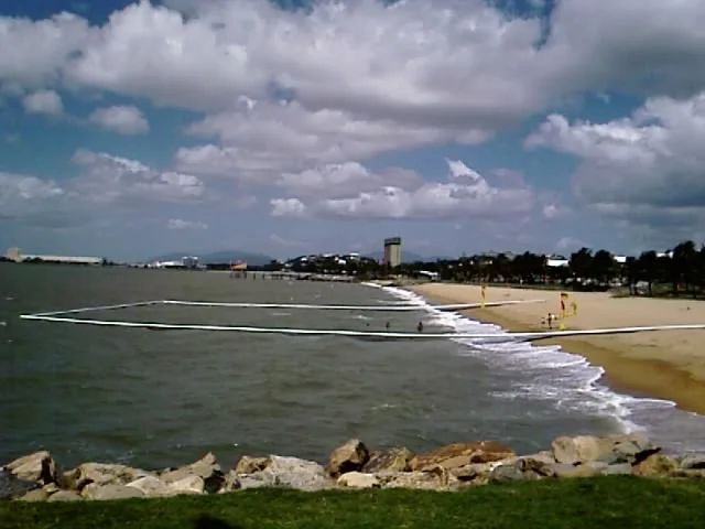 The Strand coast in Townsville; April 2007 upload record is not a capture date