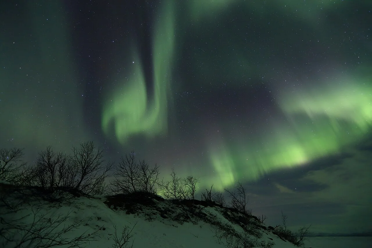 Aurora in Abisko National Park near Torneträsk, Sweden; Pavel.shyshkouski, 9 March 2018.