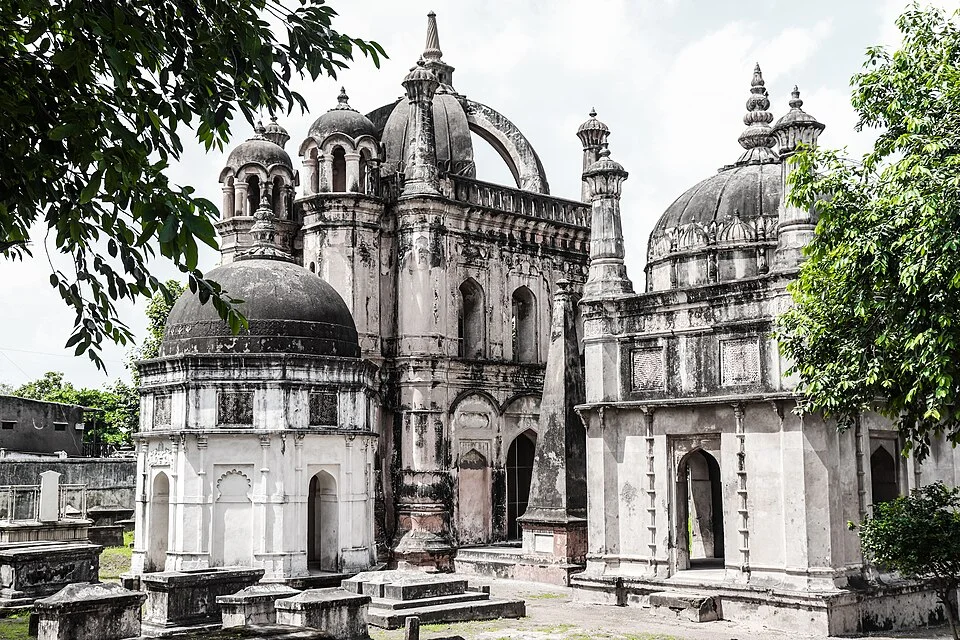 Monumental tomb structures at English Cemetery, Surat