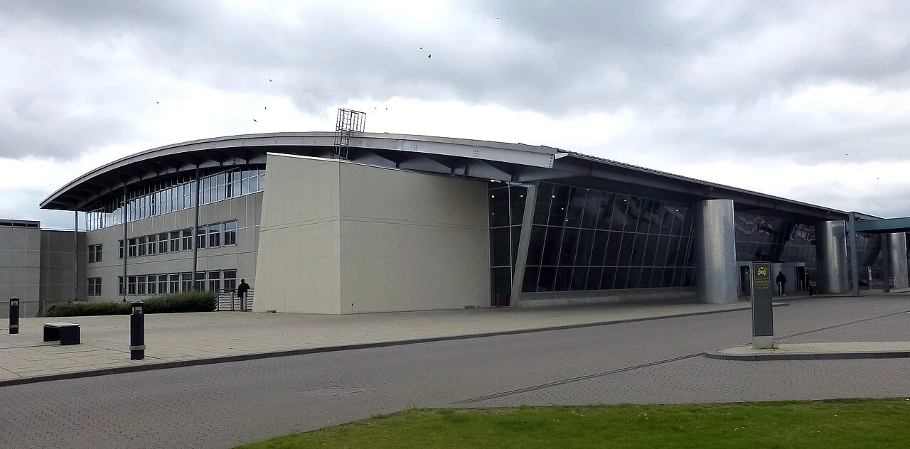 Billund Airport terminal; archive photograph taken 10 August 2012 providing arrival context, not a current food outlet.