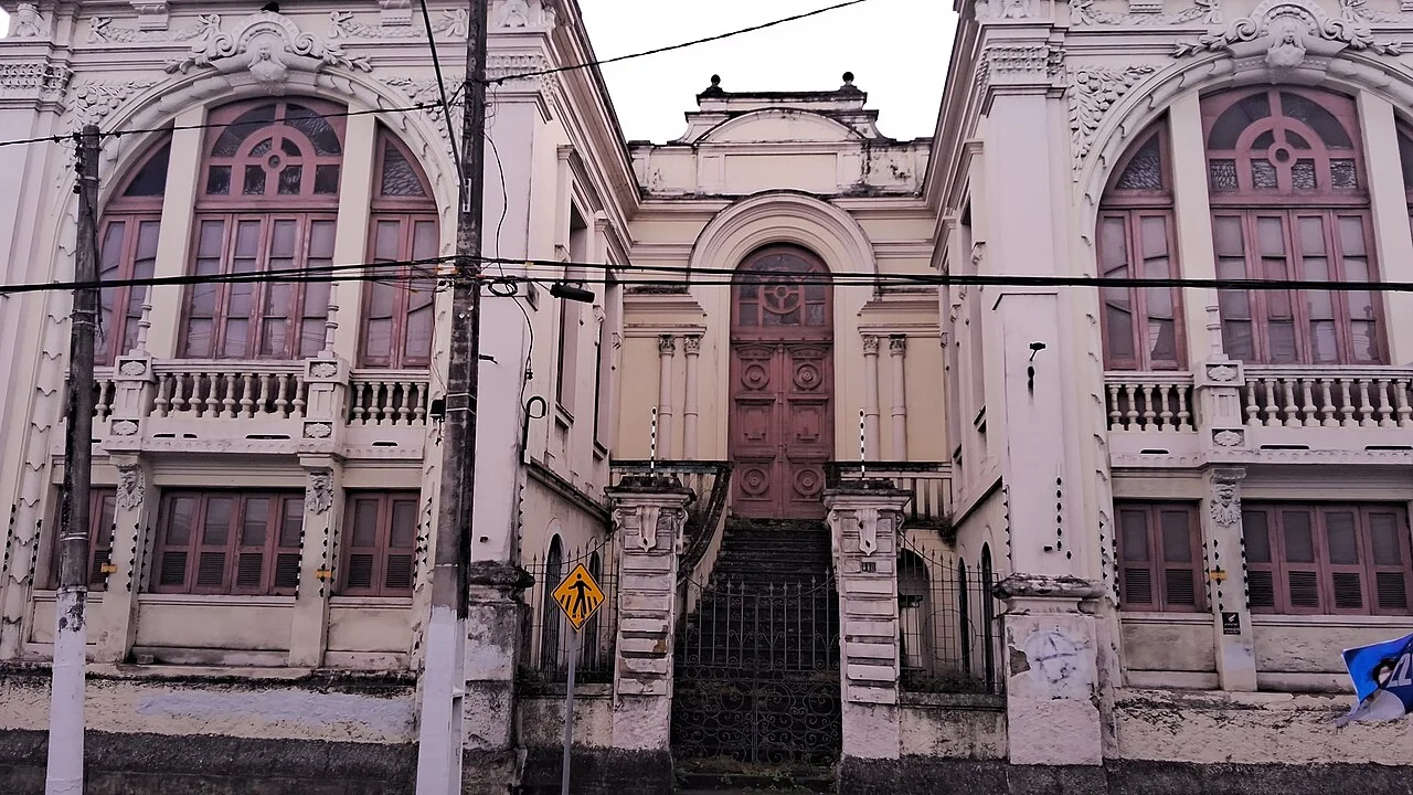 Maceió eski Sociedade Perseverança tarihî dış cephesi, Eylül 2026; içeri giriş programı değildir