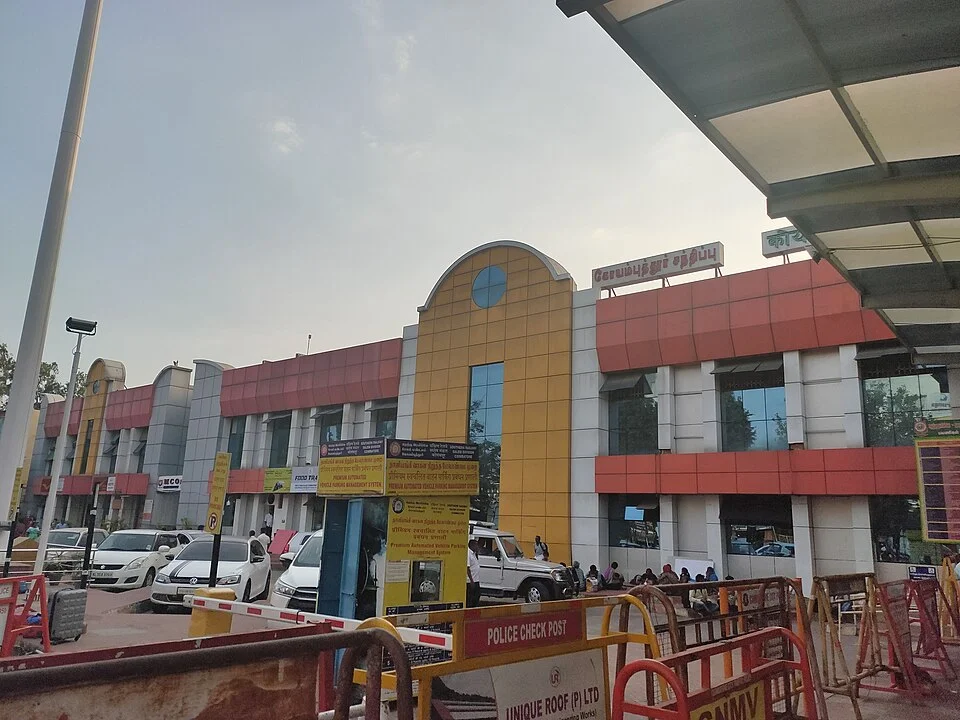 Coimbatore Junction tren istasyonu dış cephesi