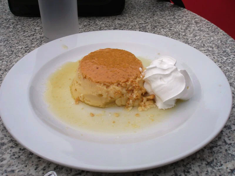 Rožata dessert example photographed in Zagreb, September 2009; not a Dubrovnik restaurant. Source version includes later colour/brightness adjustments.