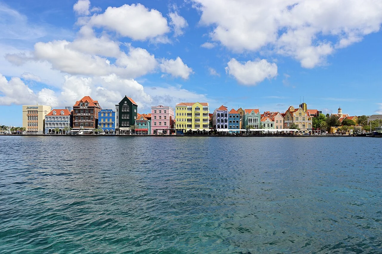Historic waterfront buildings on Handelskade Willemstad, 2024