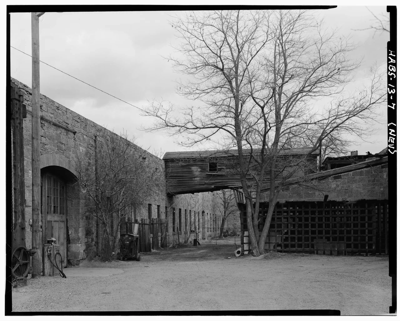 Eski Virginia and Truckee atölyelerinin endüstriyel avlusu, 1972 arşivi
