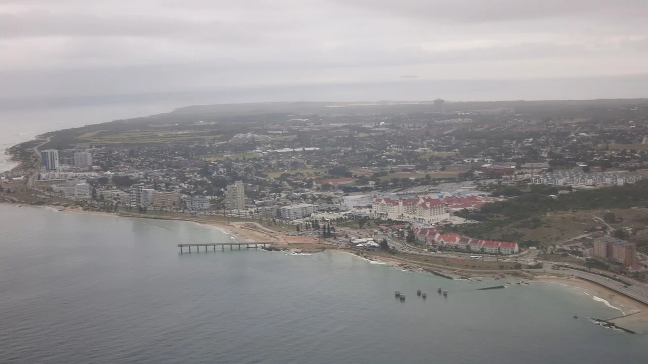 Gqeberha Summerstrand havadan; 17 Şubat 2025, güncel yüzme veya ulaşım koşulu kanıtı değil