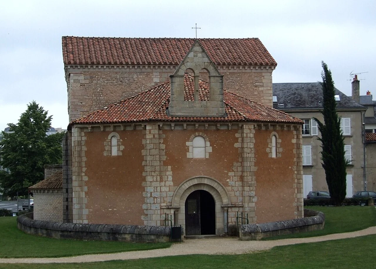Baptistère Saint-Jean exterior, May 2007; not an interior of Sainte-Croix museum.