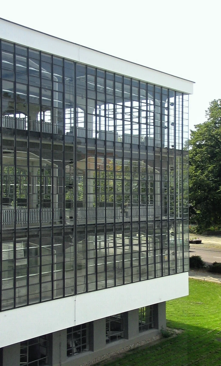 Bauhaus atölye kanadının cam köşesi, 2005