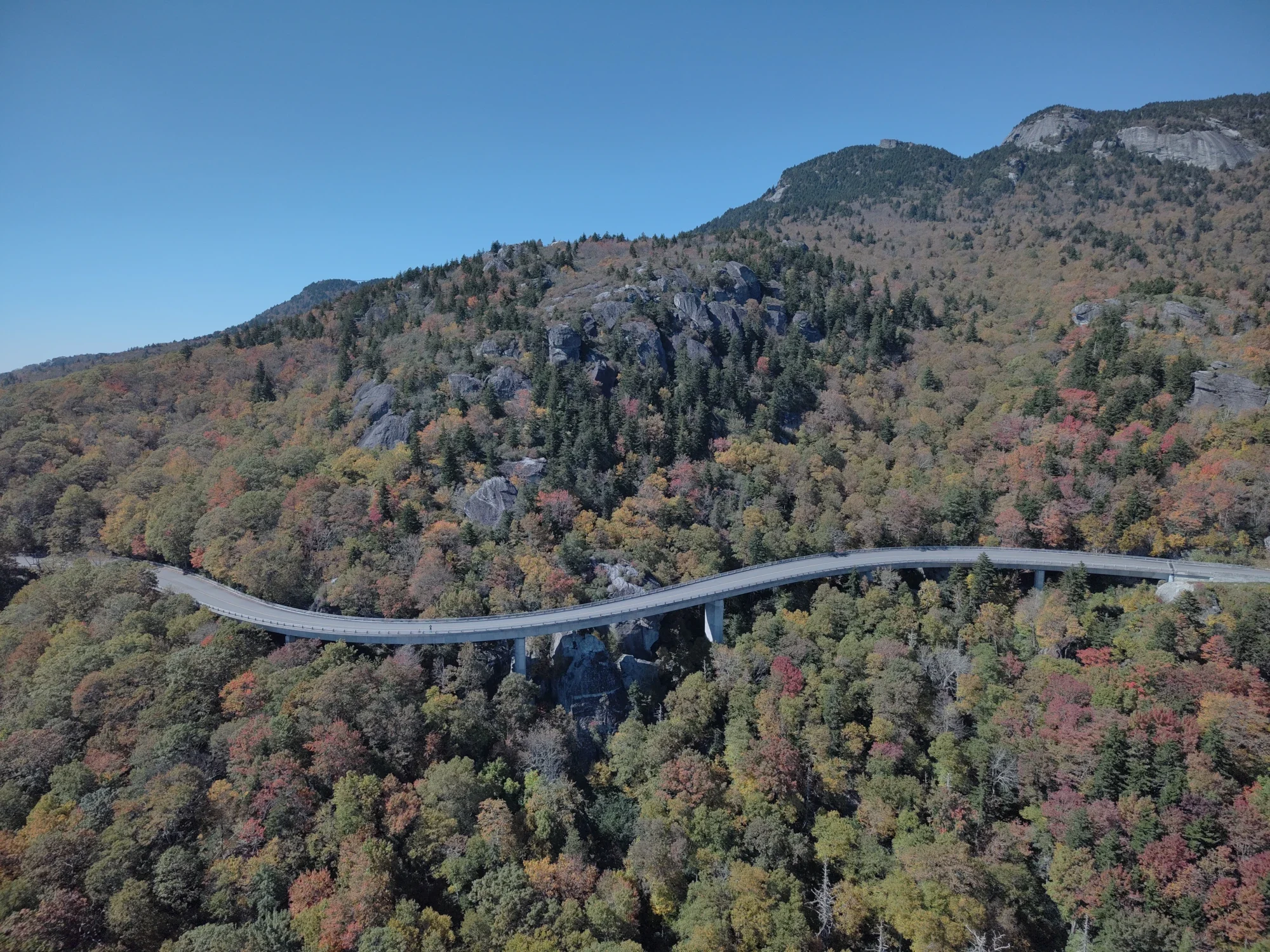Linn Cove Viaduct and mountain slope, NPS inspection flight archive