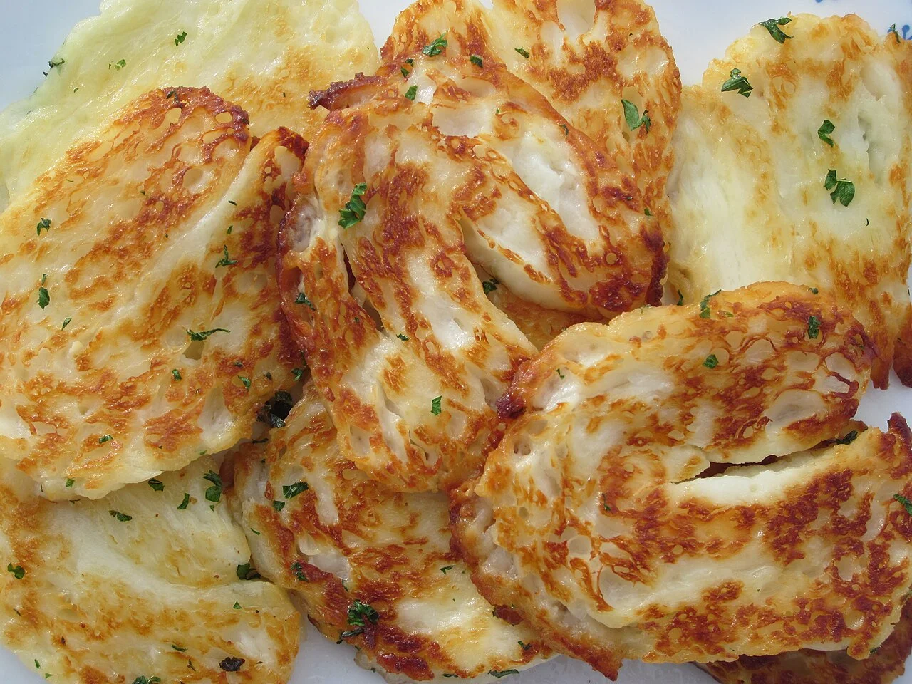 Izgara hellim örneği, Ocak 2011; konumu doğrulanmamıştır ve belirli bir Lefkoşa restoranını göstermez.