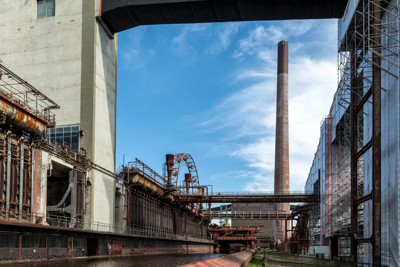 Zollverein’de bacalar ve endüstriyel geçiş yapıları
