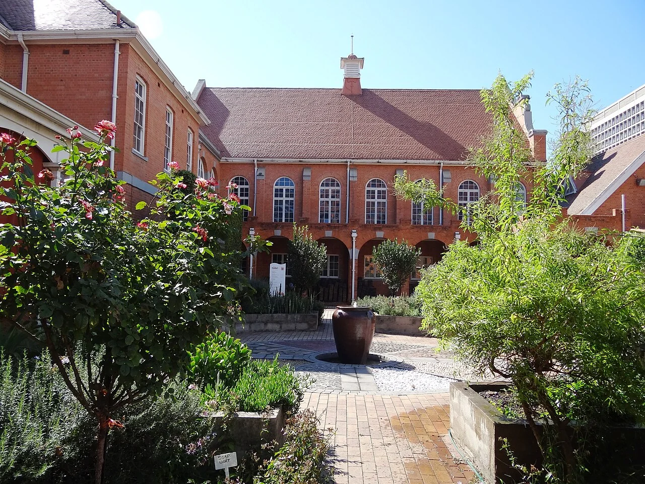 Exterior of Old Longmarket Girls’ School associated with uMsunduzi Museum; Riana Mulder, 12 January 2012