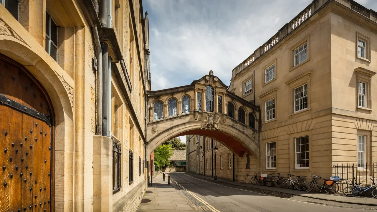 Oxford Hertford College köprüsü Bridge of Sighs, Mayıs 2017