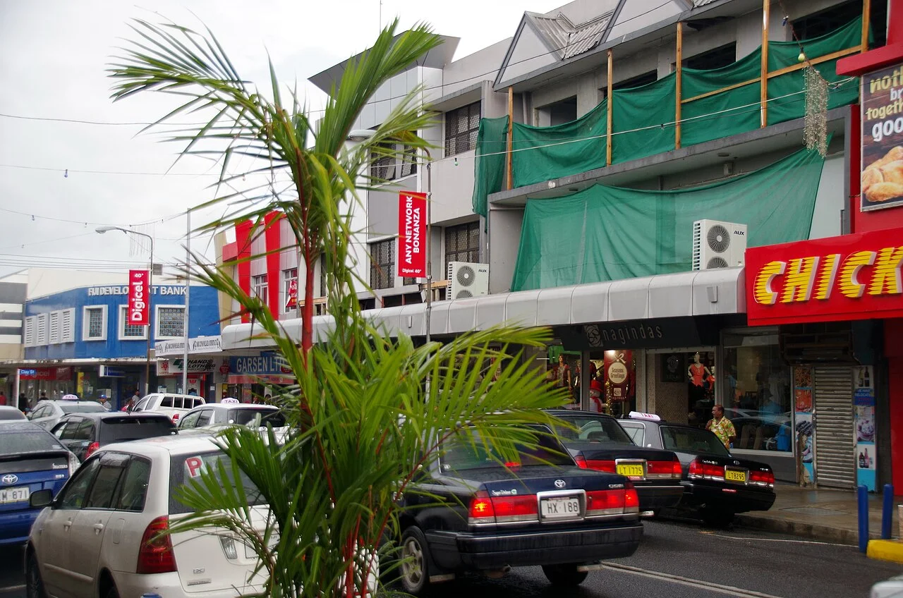 Broad street view on Queen Street in Nadi, December 2018