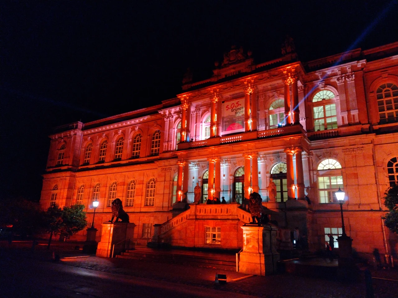 Gotha Herzogliches Museum’un gece dış görünüşü, 2024