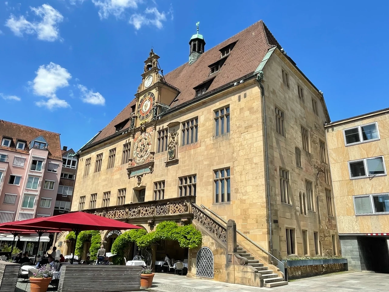 The facade and front steps of Heilbronn Rathaus