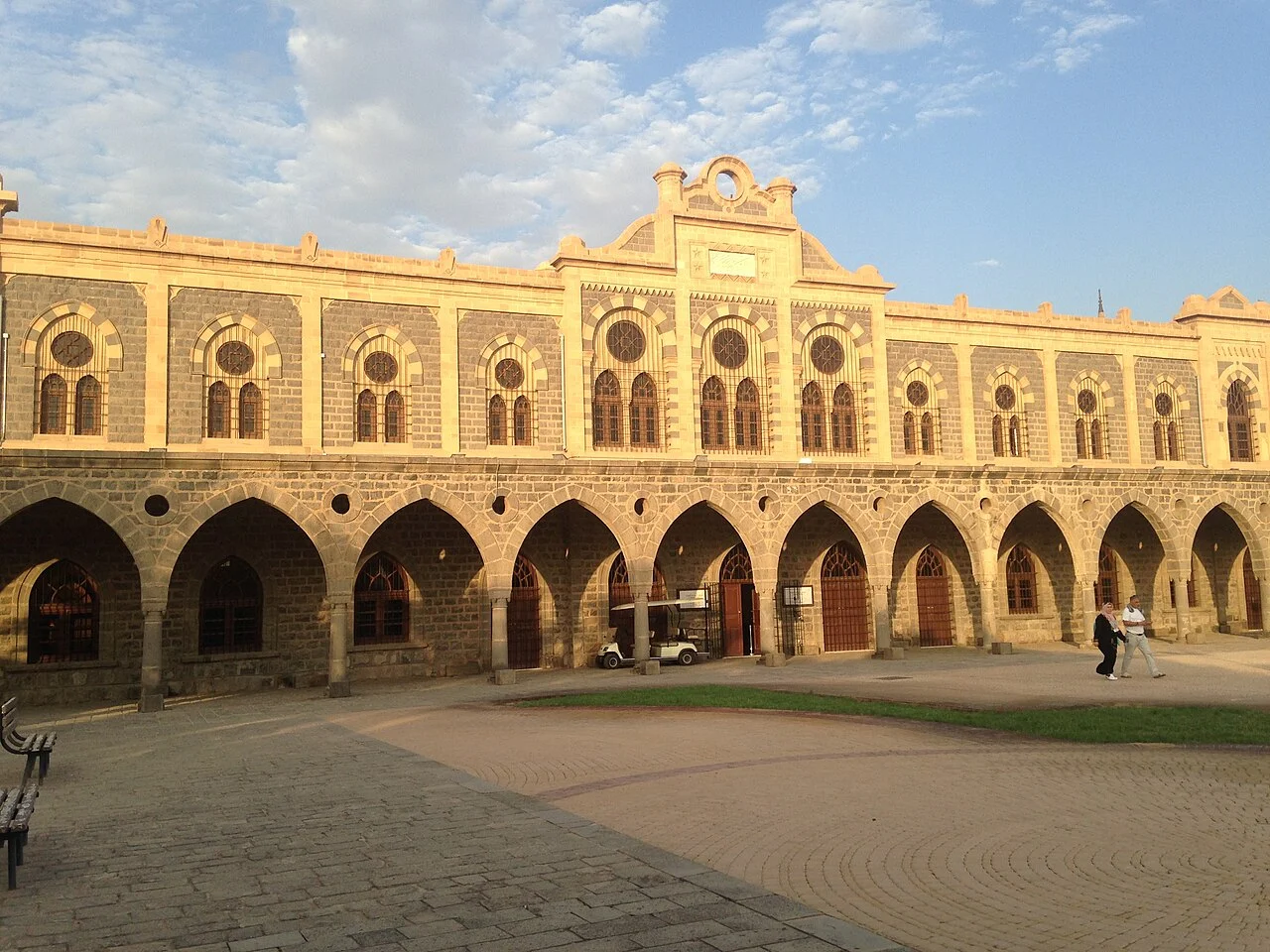 Exterior of Madinah historic Hejaz railway station; الدبوني, 19 September 2016. Not the current Haramain terminal.
