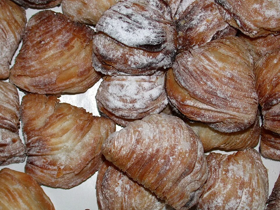 Sfogliatelle pastries in Naples, archival photograph from February 2003