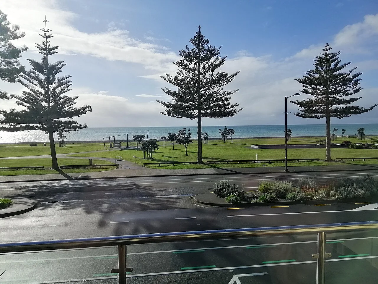 Marine Parade and the ocean in Napier viewed from Pebble Beach Motor Inn, September 2020