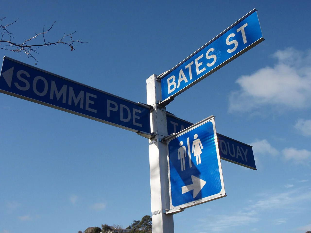 Whanganui Bates Street kavşağı, Ekim 2014