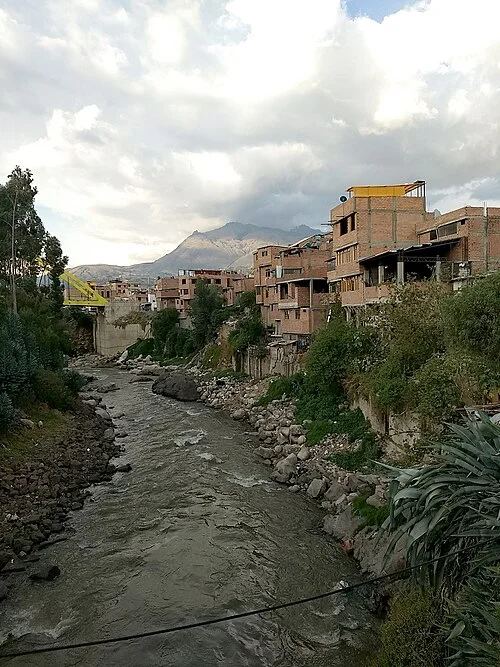 Huaraz Quillcay nehri ve kıyı yapıları, Kasım 2018