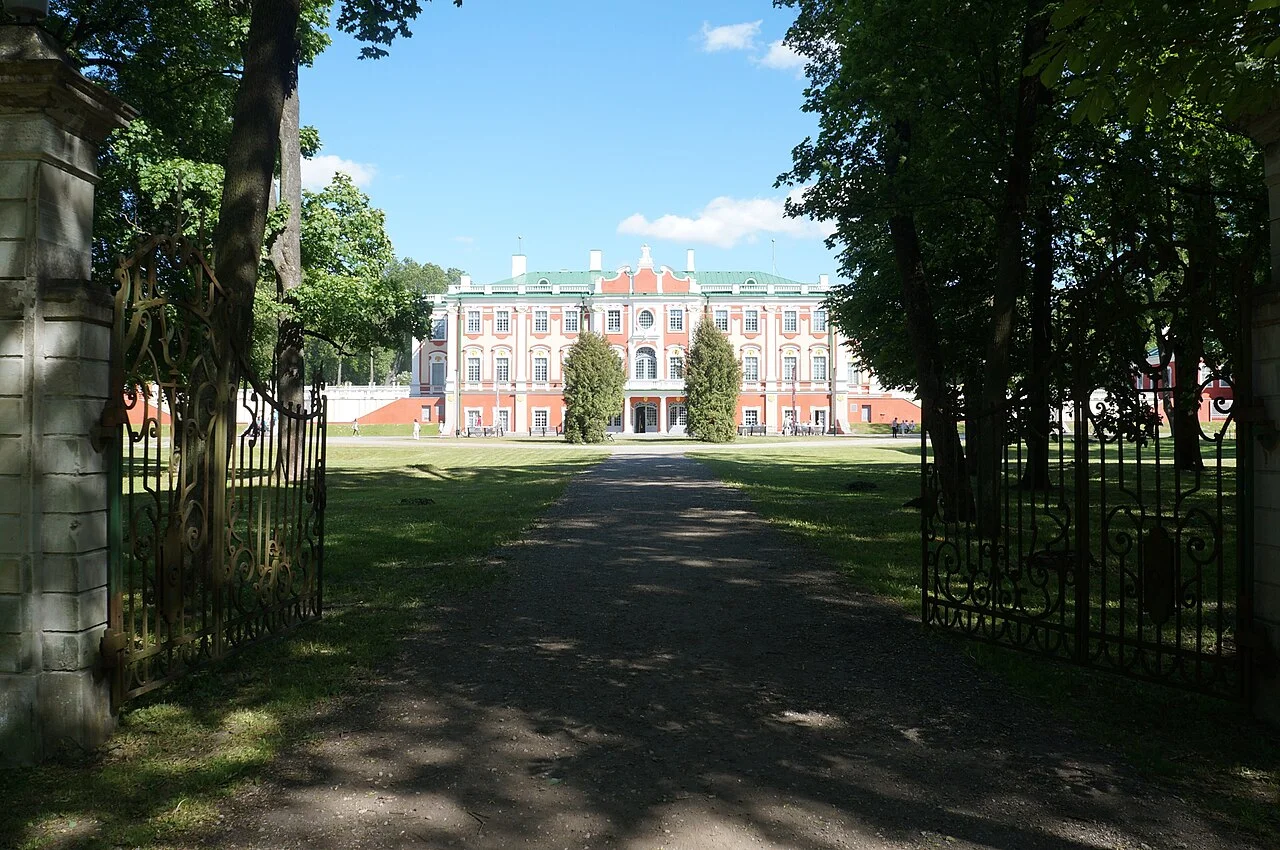 Historic Kadriorg and park surroundings in Tallinn; PIERRE ANDRE LECLERCQ, 2015-06-12.