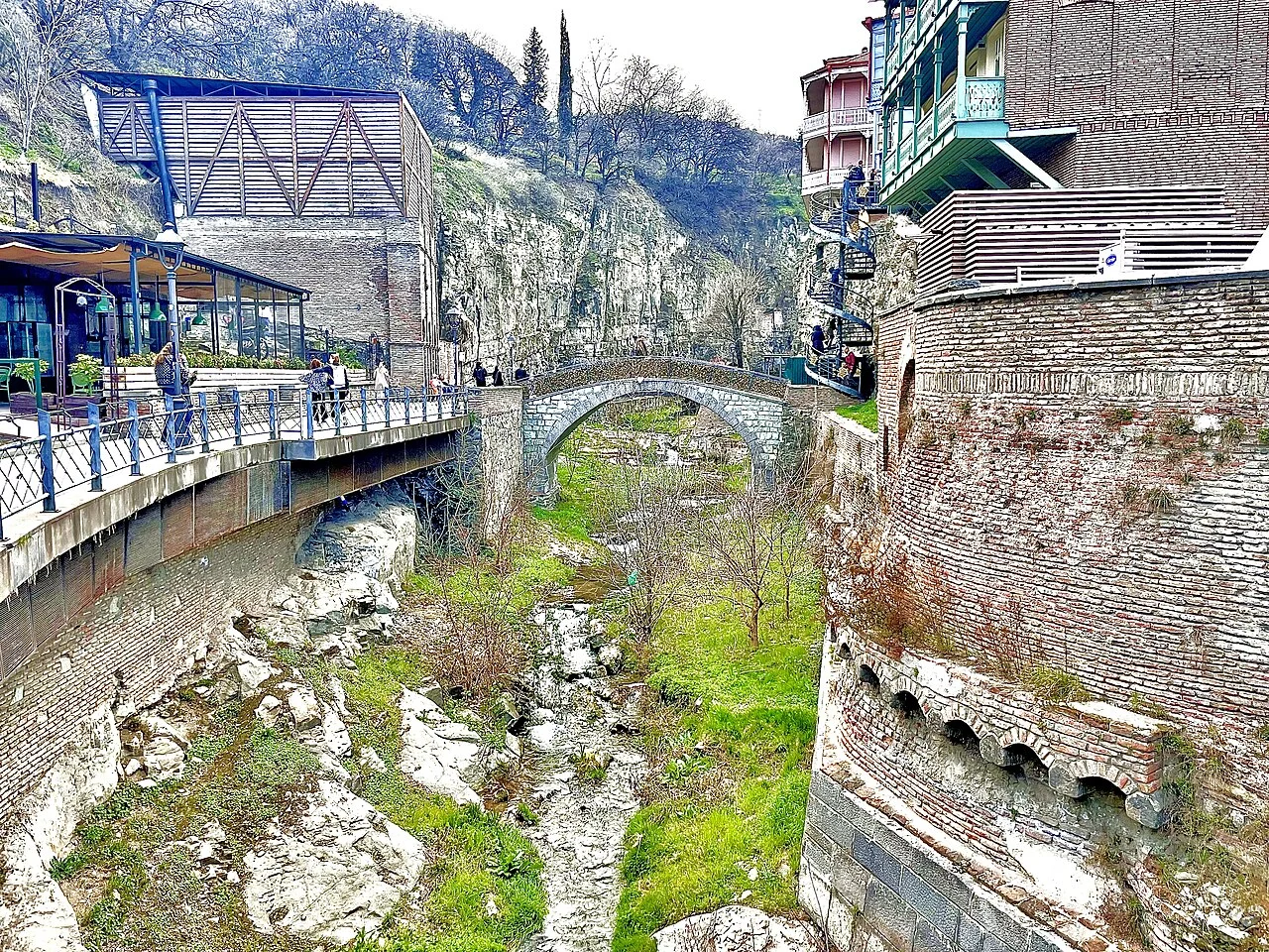 Stream and walking approach towards the waterfall in Leghvtakhevi gorge, Tbilisi; March 2024.